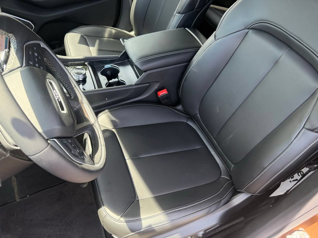 New 2026 Jeep Grand Cherokee L Limited AWD/4WD image 12