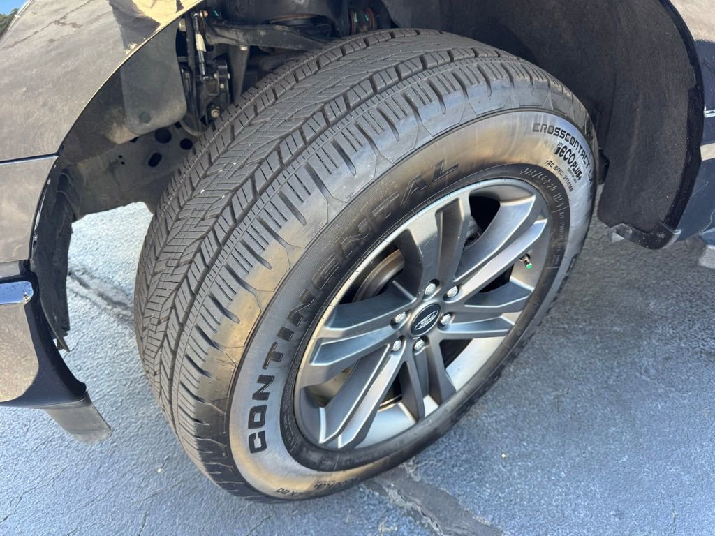 Used 2023 Ford F150 Lariat w/ Equipment Group 502A High AWD/4WD image 15