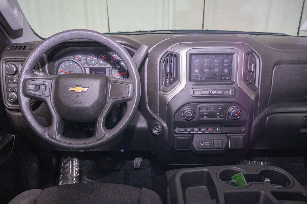 Used 2026 Chevrolet Silverado 1500 Custom w/ LPO, Dark Essentials Package AWD/4WD image 14