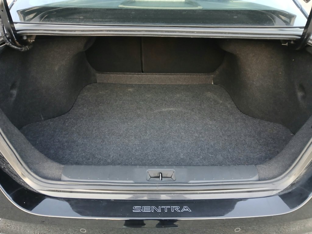 Used 2024 Nissan Sentra S w/ Lighting Package FWD image 16