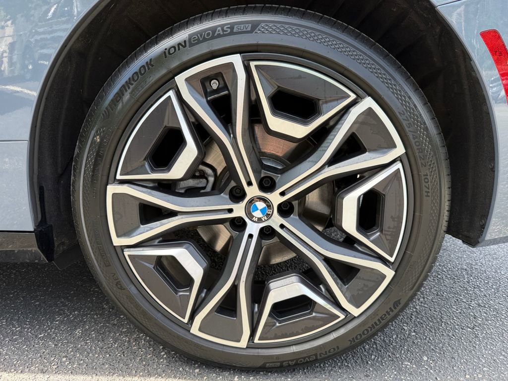Certified 2026 BMW iX xDrive60 AWD/4WD image 16