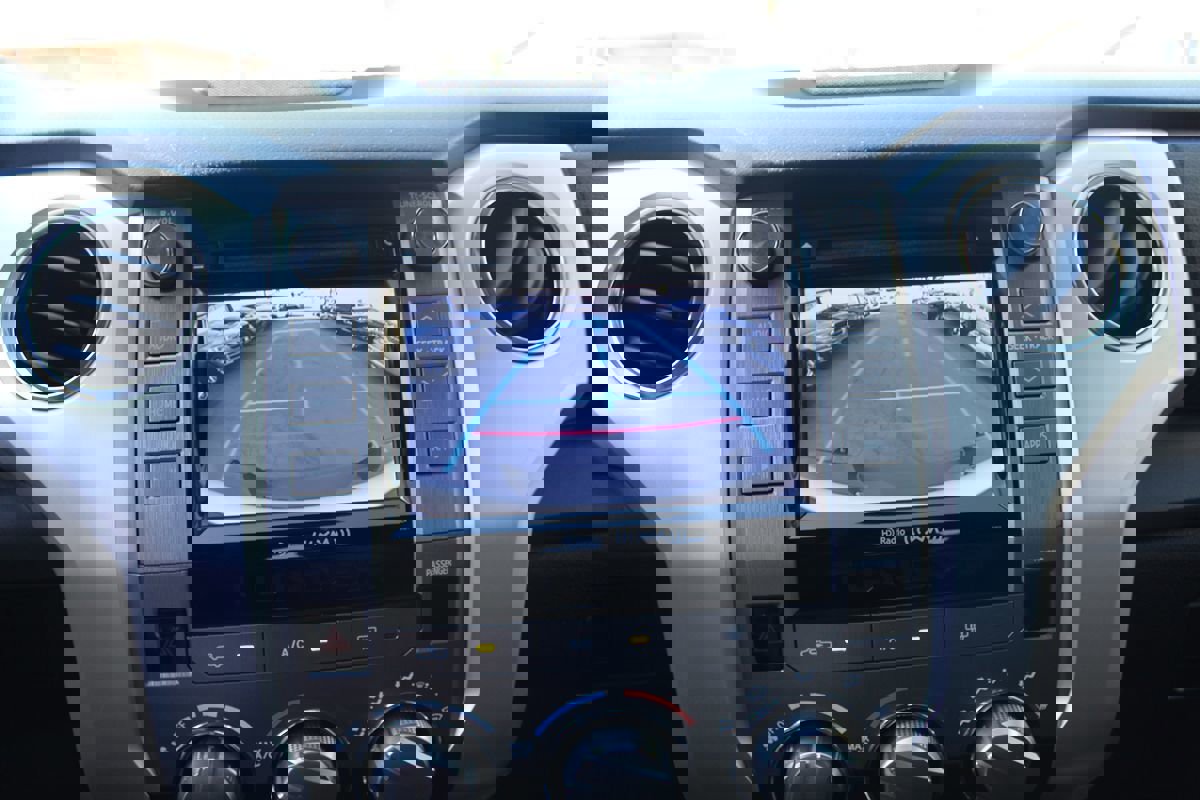 Used 2015 Toyota Tundra SR5 image 30