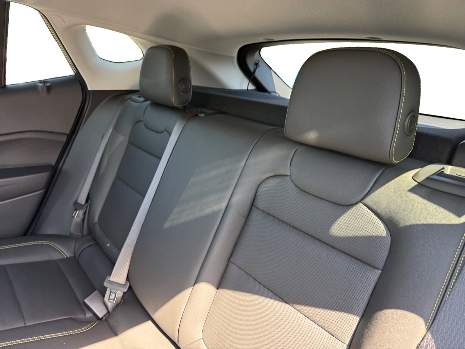 New 2026 Chevrolet Trax ACTIV w/ Driver Confidence Package FWD image 16