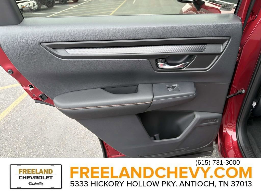 Used 2025 Honda CR-V Sport image 16