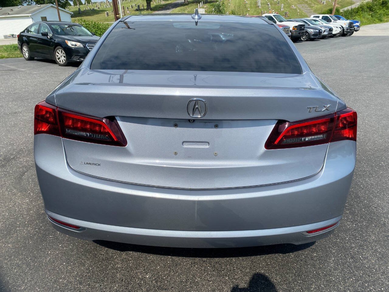 Used 2015 Acura TLX w/ Technology Package FWD image 4