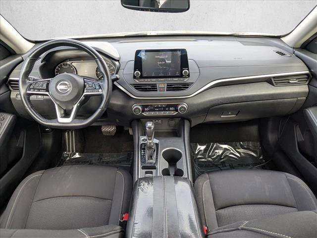 Used 2019 Nissan Altima 2.5 SV image 16