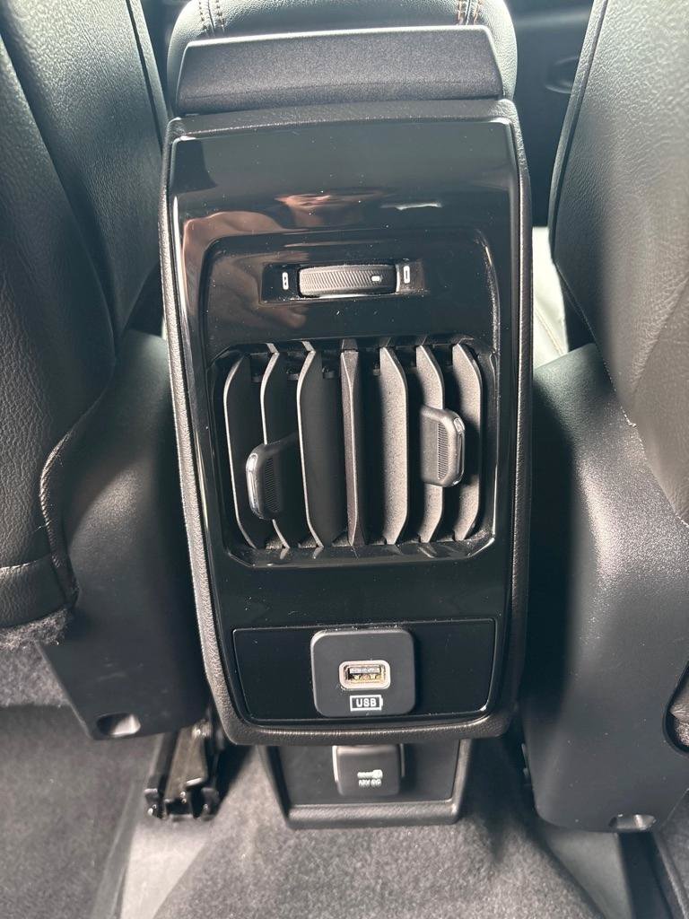 Used 2022 Jeep Compass Limited AWD/4WD image 24