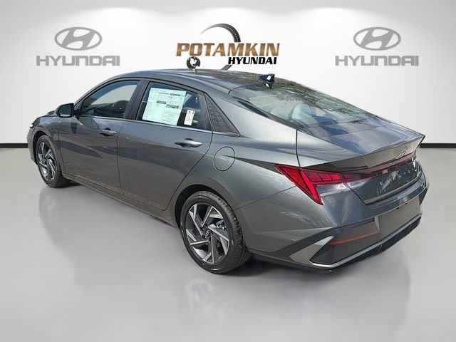 New 2026 Hyundai Elantra Limited w/ Cargo Package FWD image 7