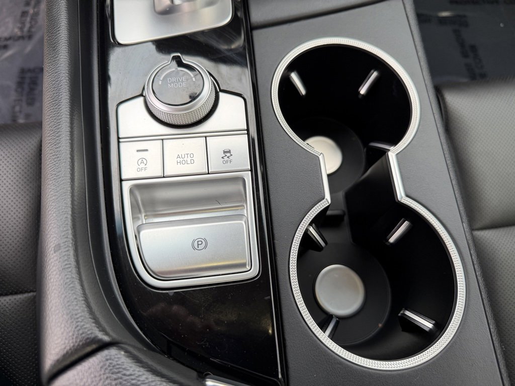 Used 2021 Genesis G70 2.0T image 27