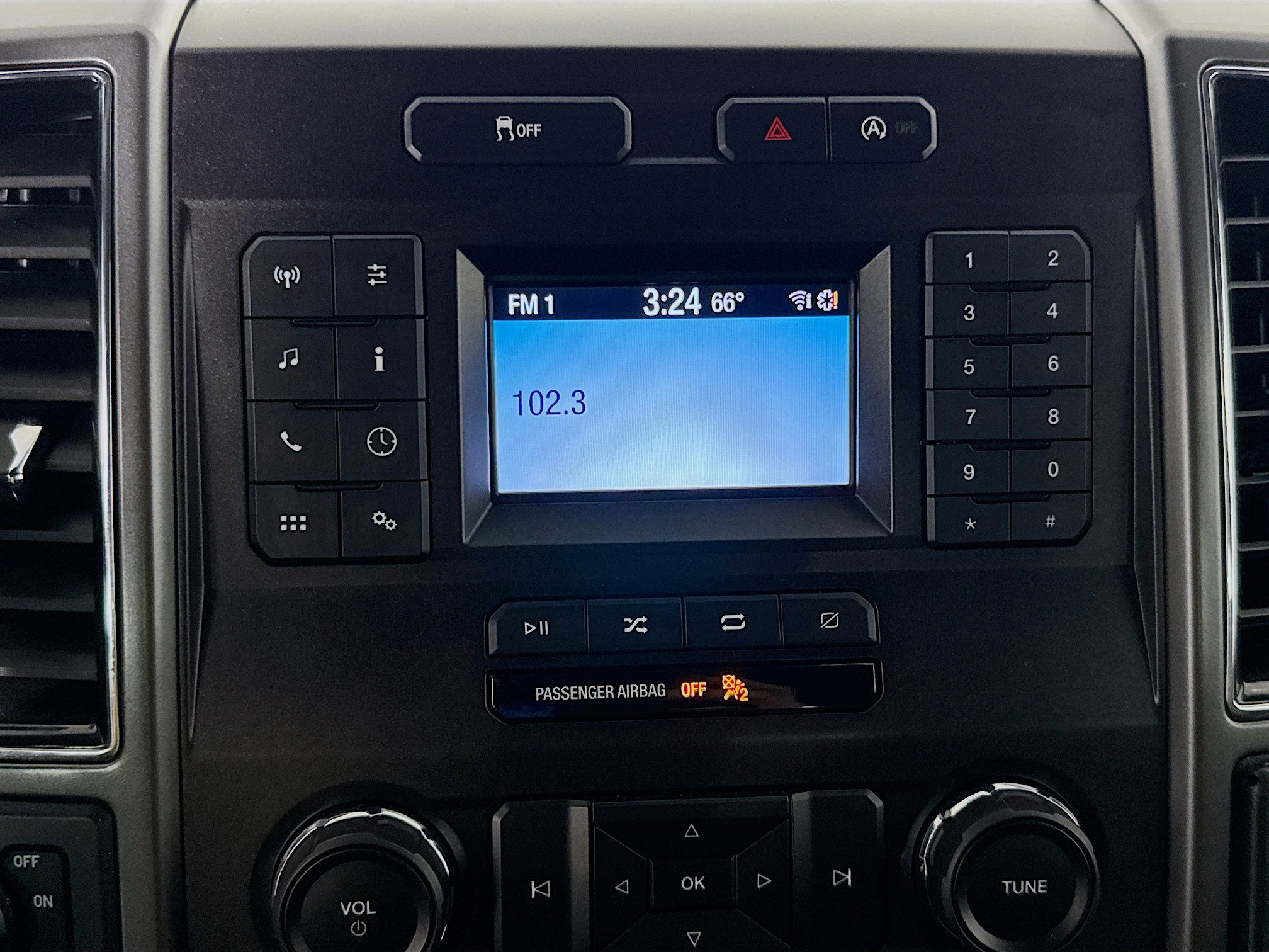 Used 2018 Ford F150 XLT w/ Equipment Group 301A Mid image 17