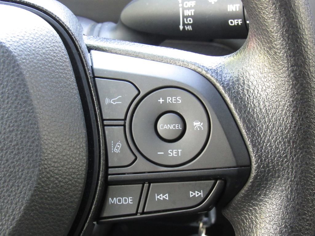 Certified 2025 Toyota RAV4 LE AWD/4WD image 24