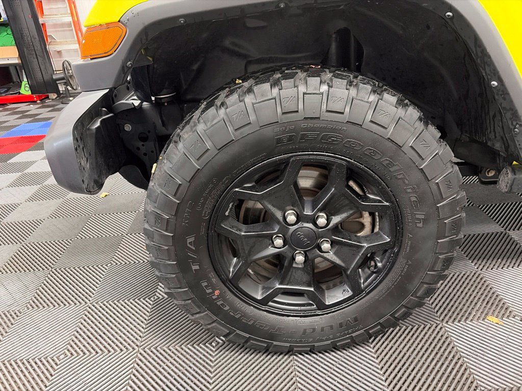 Used 2023 Jeep Gladiator Sport AWD/4WD image 30