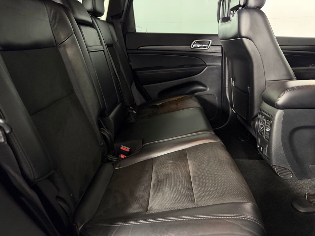 Used 2022 Jeep Grand Cherokee Laredo X image 31