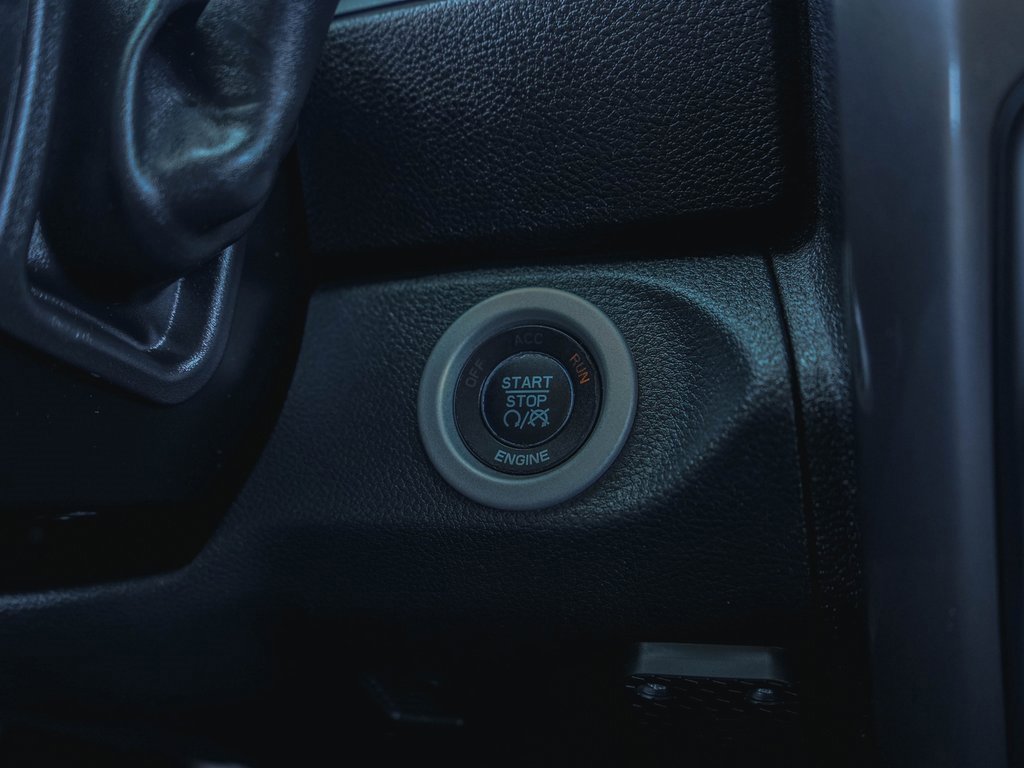 Used 2015 RAM 3500 Laramie Longhorn image 15