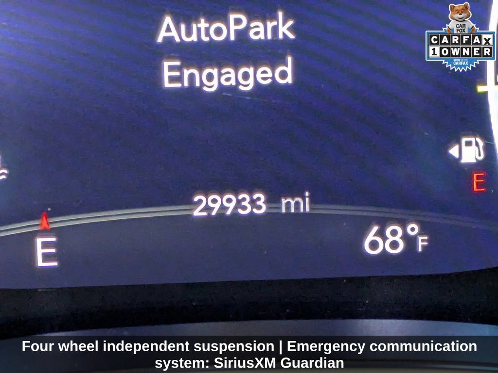 Used 2022 Chrysler Pacifica Limited FWD image 22