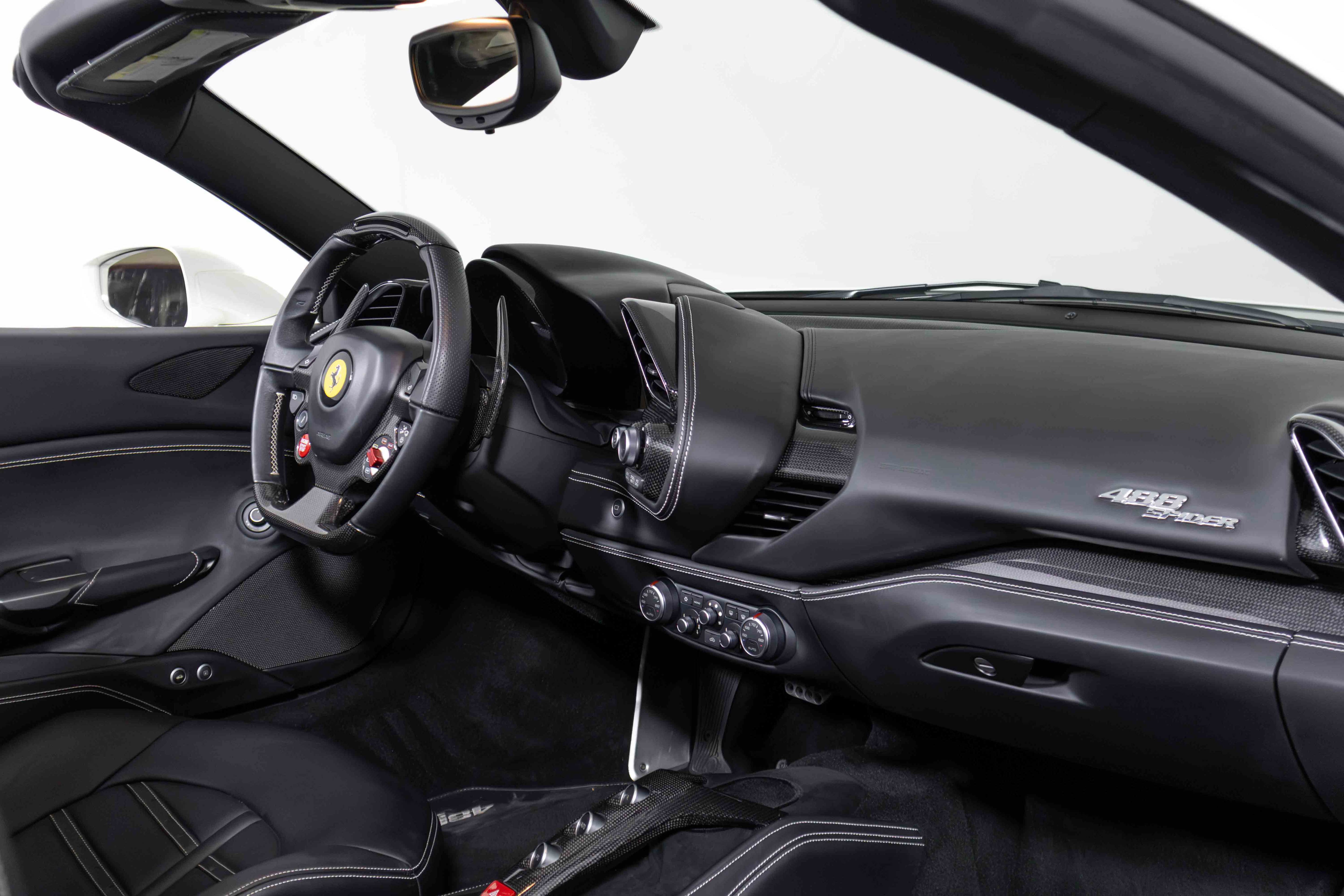 Used 2018 Ferrari 488 Spider image 23