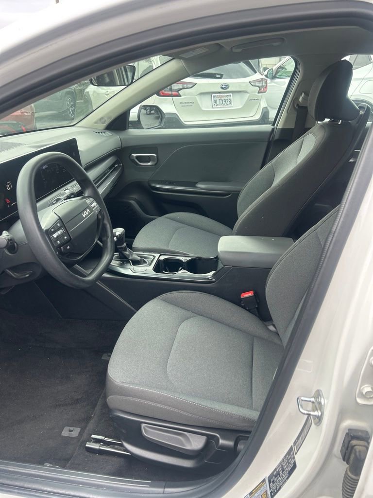 Used 2025 Kia K4 LXS FWD image 14