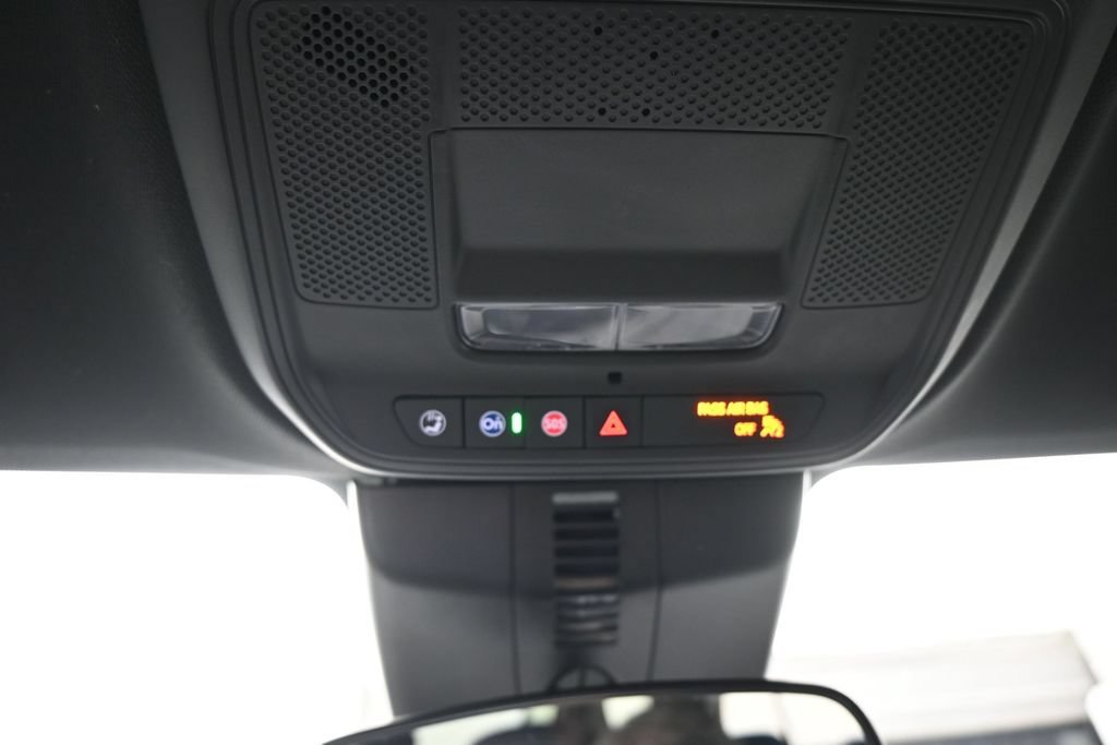 Used 2024 Chevrolet Traverse LS FWD image 35