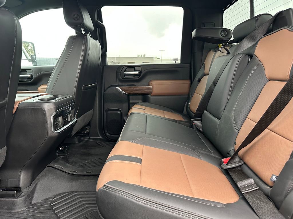 Used 2023 Chevrolet Silverado 2500 High Country w/ Z71 Off-Road Package image 41