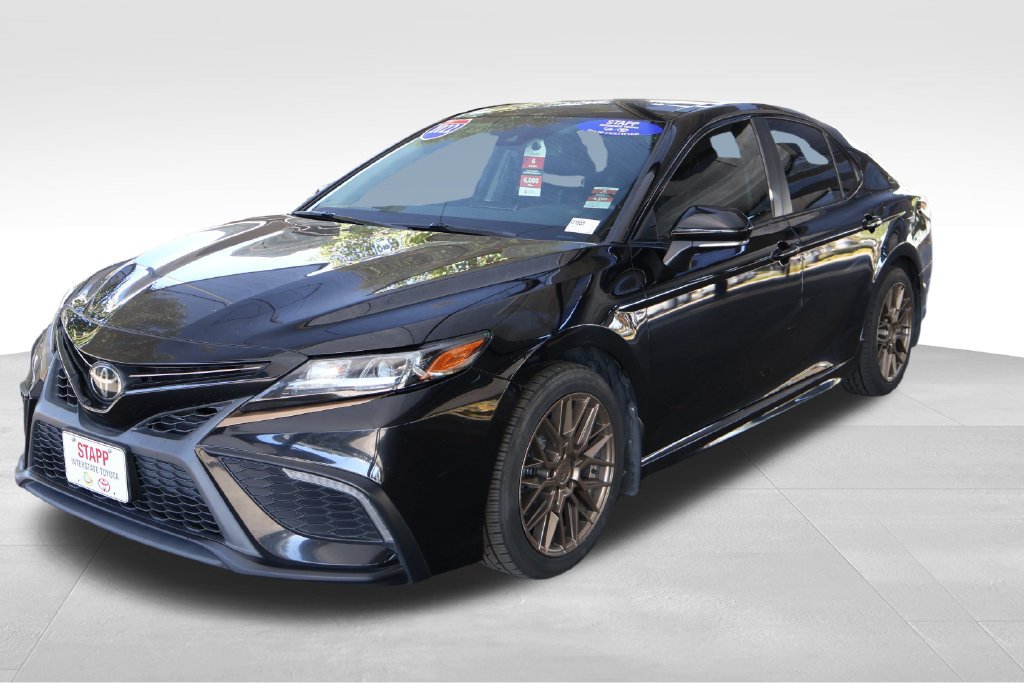 Used 2022 Toyota Camry SE FWD image 7