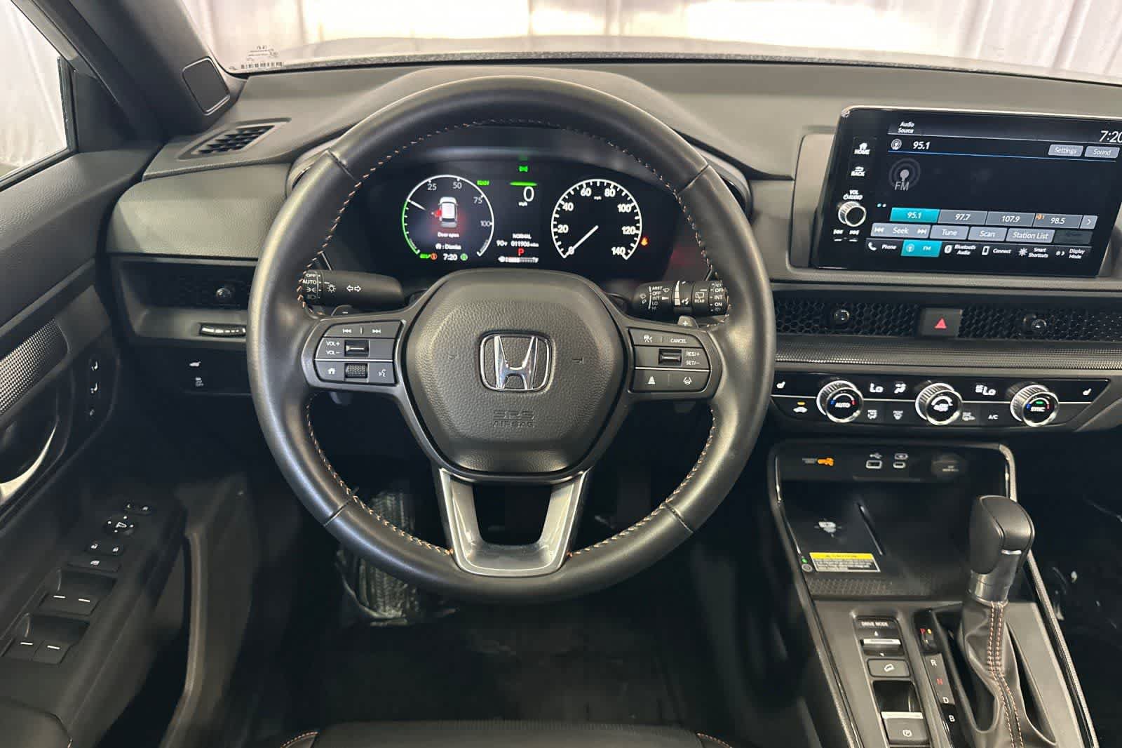 Used 2025 Honda CR-V Sport-L image 16