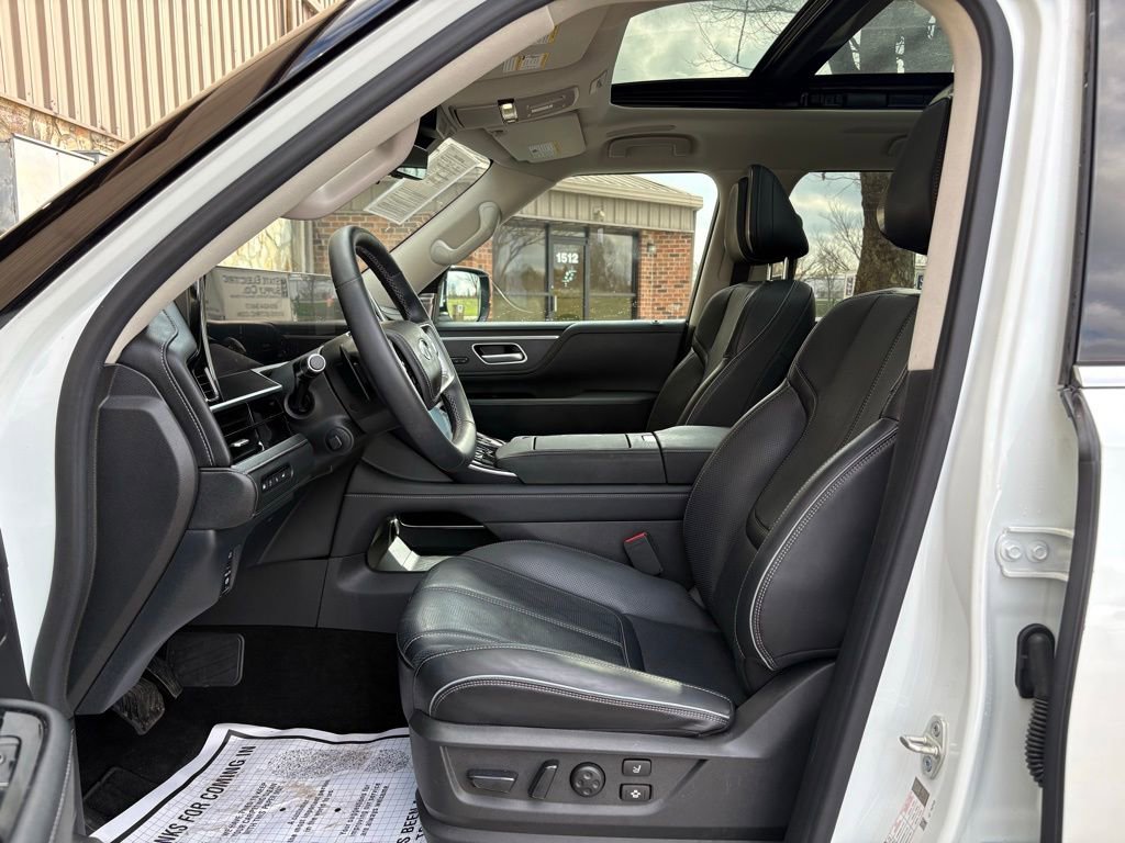 Used 2025 INFINITI QX80 Sensory image 20