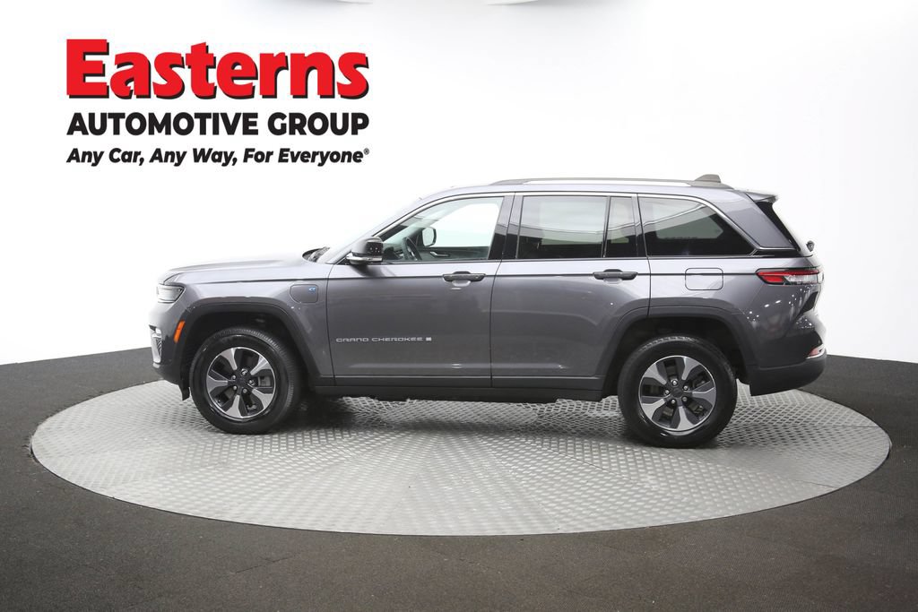 Used 2022 Jeep Grand Cherokee Limited 4xe w/ Luxury Tech Group II AWD/4WD image 65