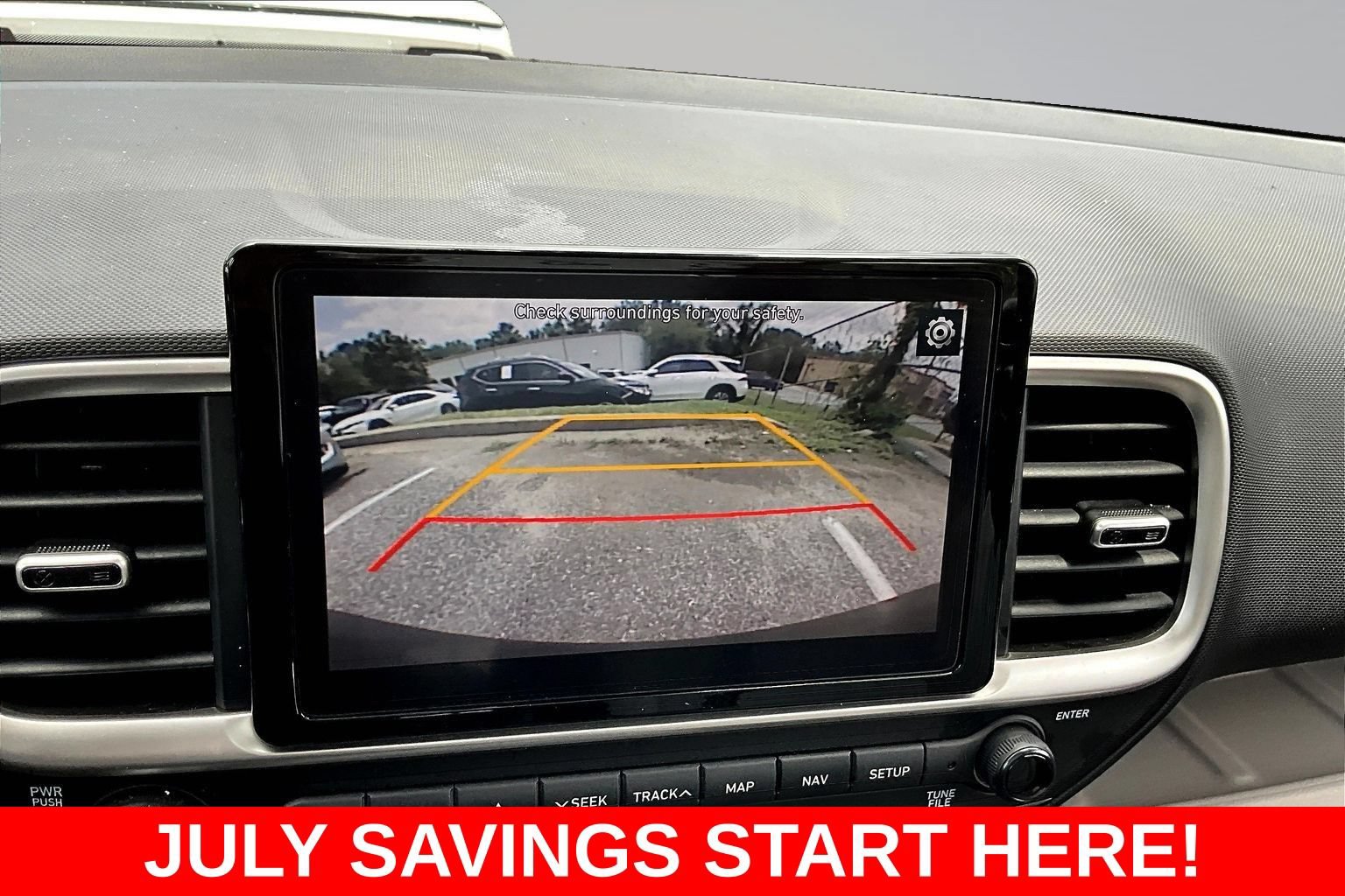 Used 2021 Hyundai Venue SEL w/ Premium Package FWD image 13