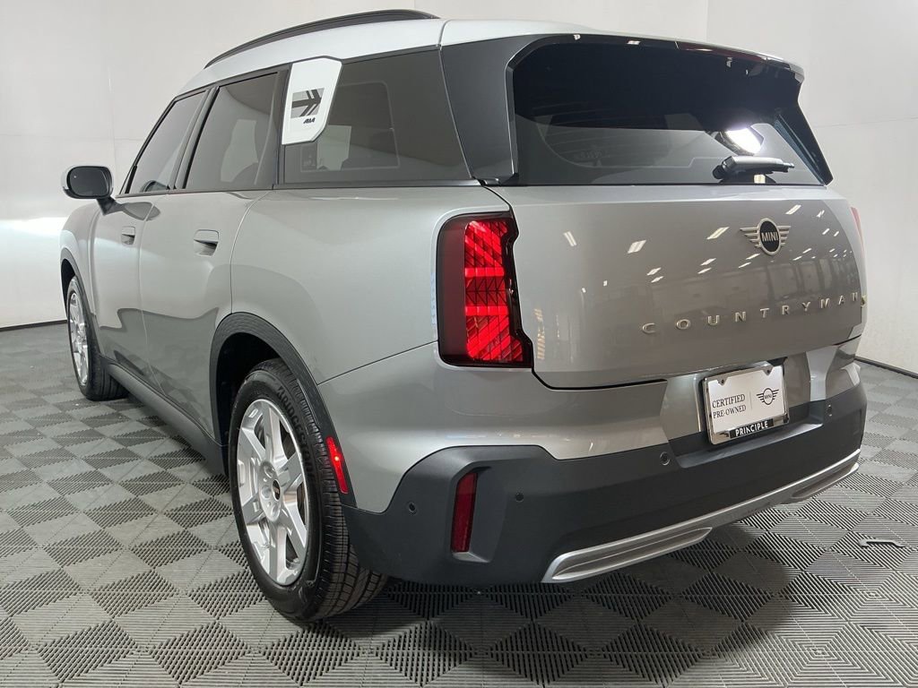 Certified 2025 MINI Cooper Countryman SE AWD/4WD image 8