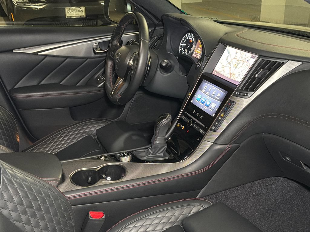 Used 2018 INFINITI Q50 Red Sport 400 w/ Cargo Package (L95) RWD image 9