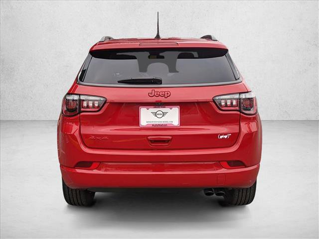 Used 2022 Jeep Compass Limited image 7