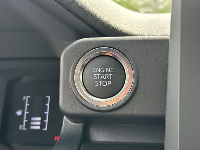 Used 2026 Toyota 4Runner SR5 RWD image 10