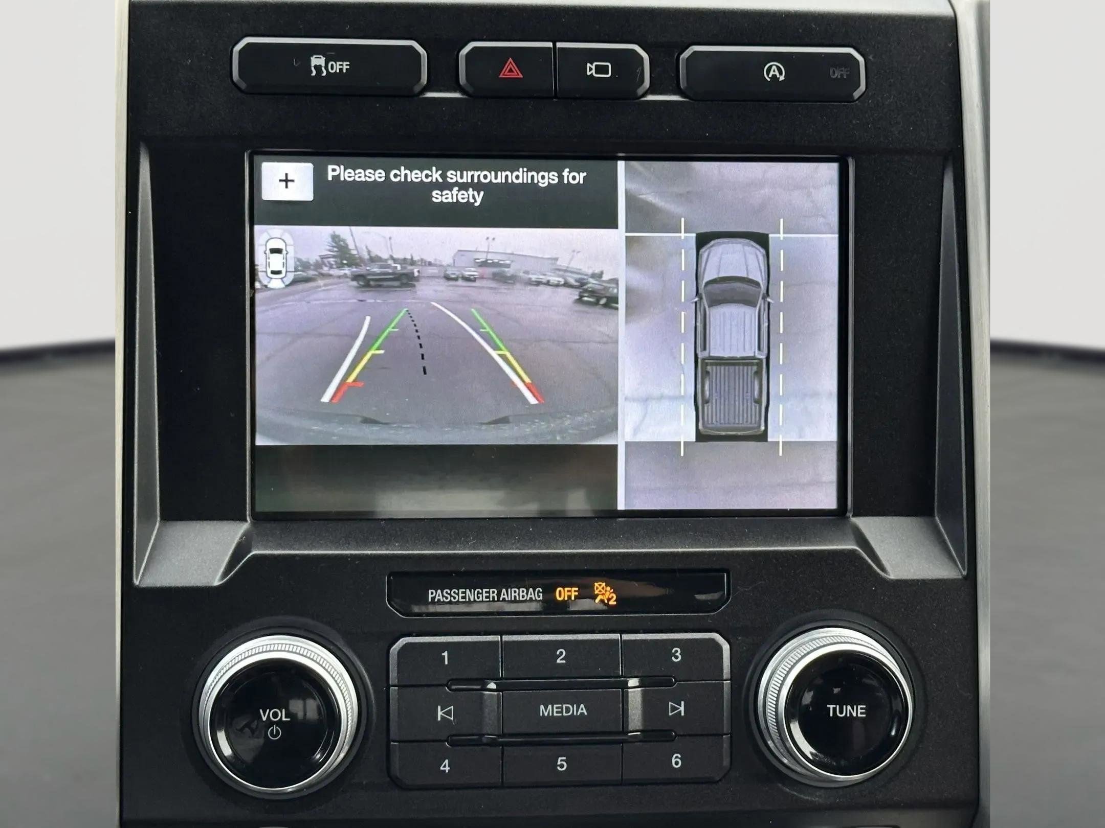 Used 2018 Ford F150 Platinum w/ Technology Package image 24