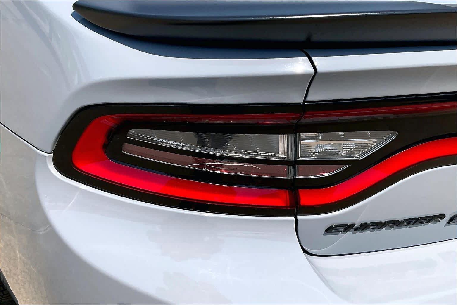 Used 2021 Dodge Charger SXT w/ Blacktop Package AWD/4WD image 28