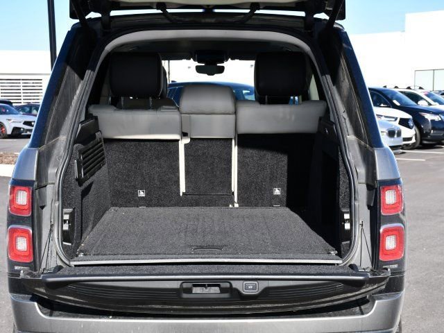 Used 2020 Land Rover Range Rover HSE image 27