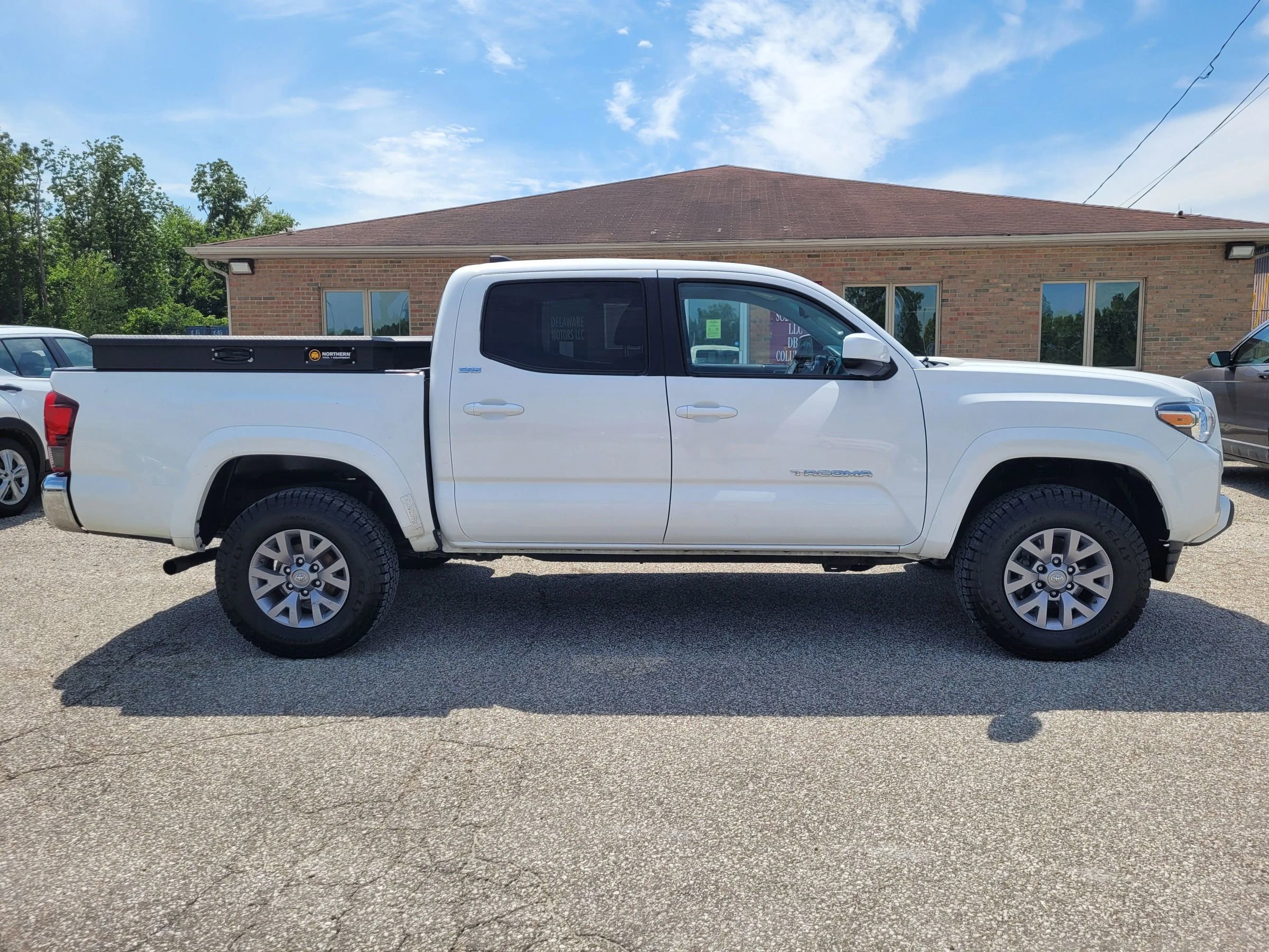 Used 2019 Toyota Tacoma SR5 image 4
