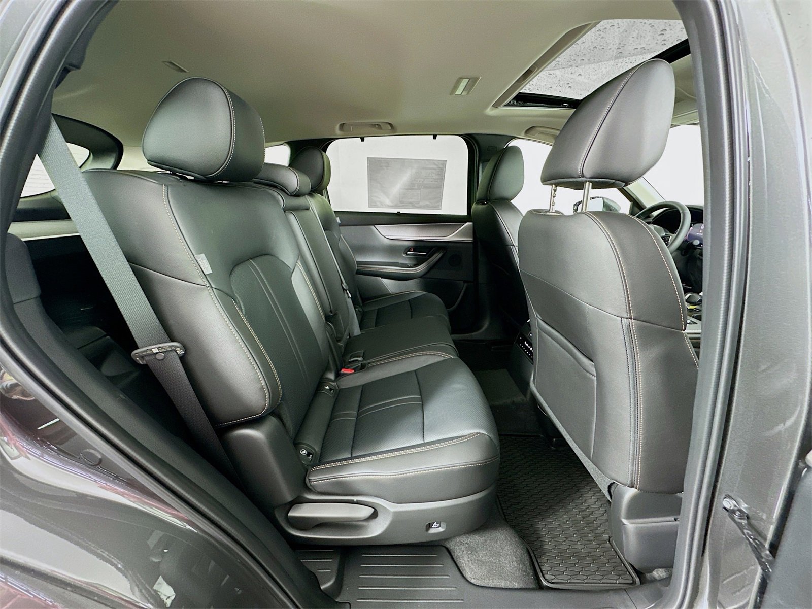 New 2026 MAZDA CX-90 Plug-In Hybrid w/ Preferred image 28