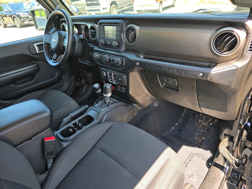 Used 2019 Jeep Wrangler Sport AWD/4WD image 28