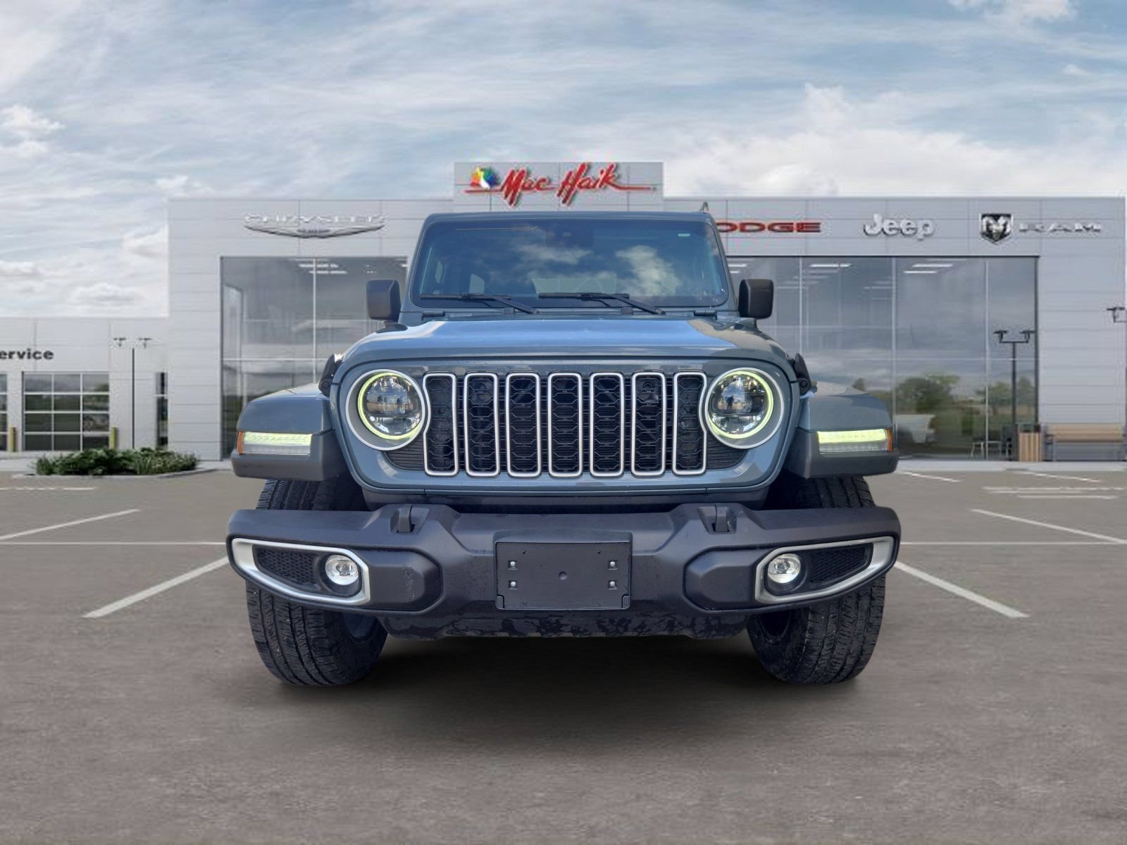 Used 2025 Jeep Wrangler Unlimited Sahara AWD/4WD image 8