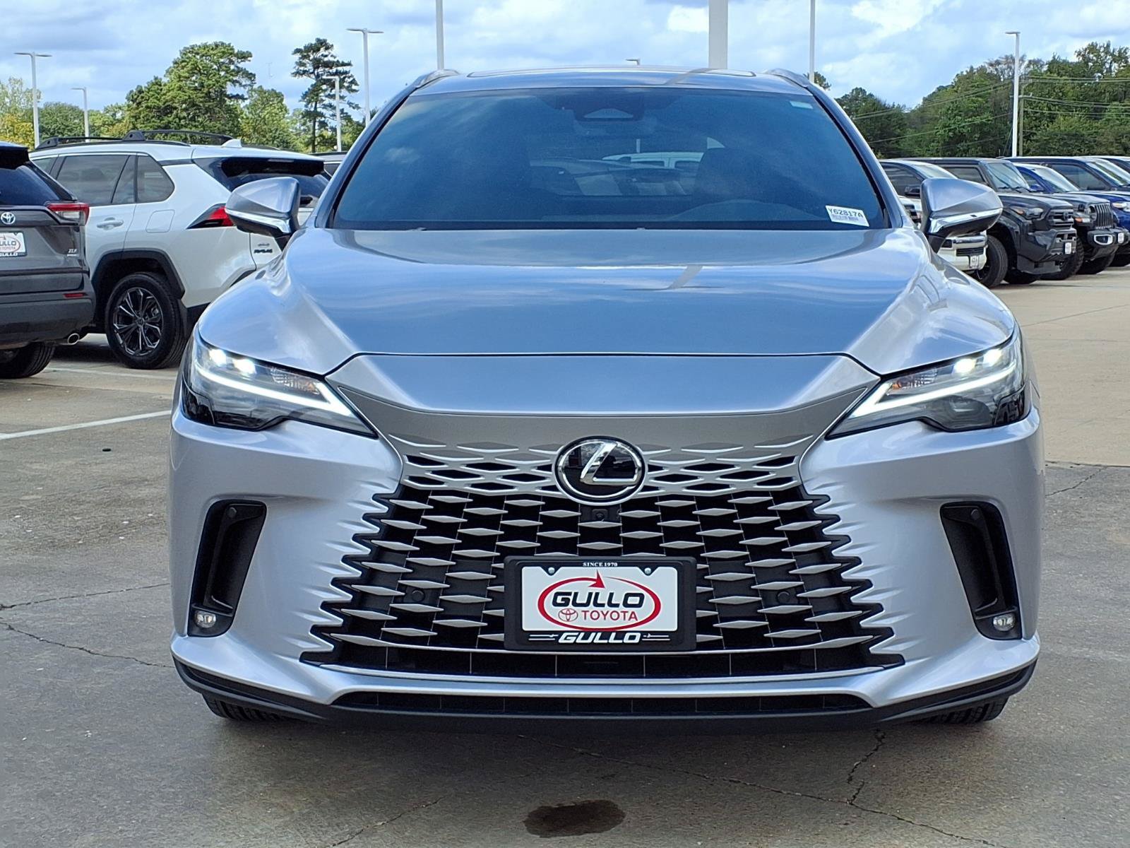 Used 2026 Lexus RX 350h w/ Convenience Package AWD/4WD image 4