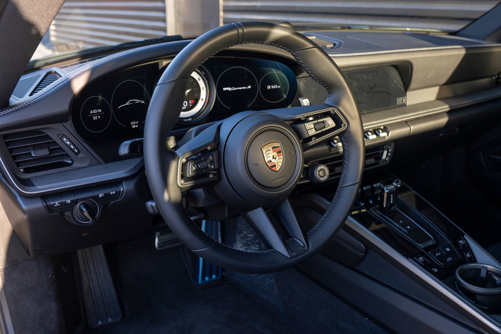 Used 2024 Porsche 911 Carrera S RWD image 18