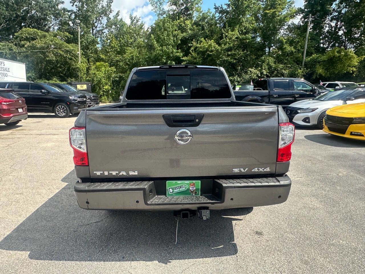 Used 2021 Nissan Titan SV w/ SV Convenience Package image 10