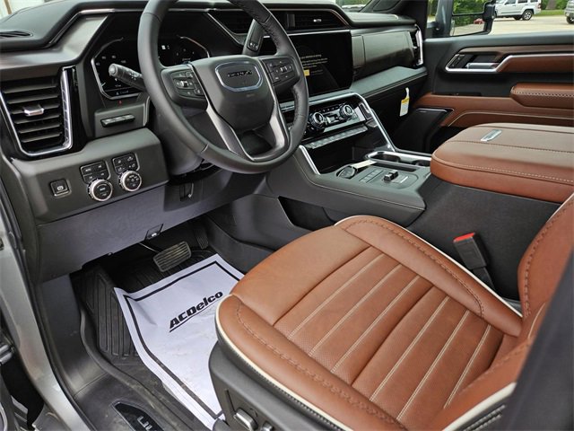 New 2025 GMC Sierra 2500 Denali Ultimate image 16