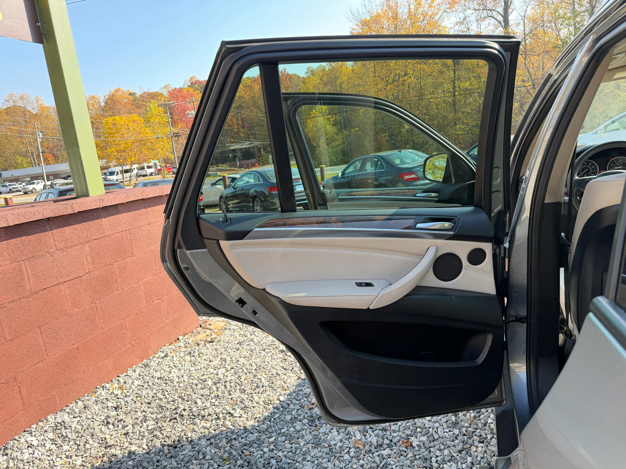 Used 2013 BMW X5 xDrive35i image 12