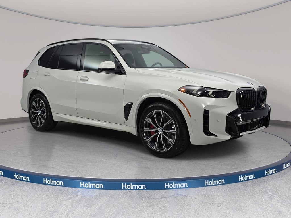 New 2026 BMW X5 xDrive50e w/ M Sport Package AWD/4WD image 3