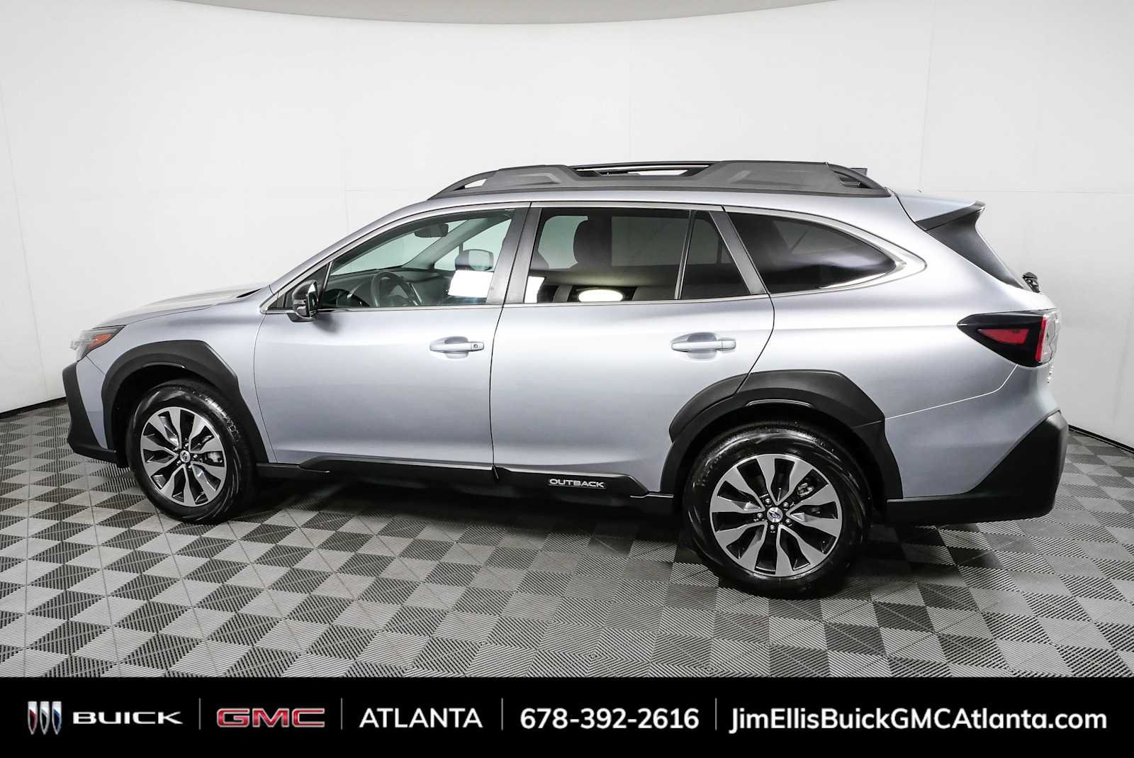 Used 2024 Subaru Outback Limited AWD/4WD image 31
