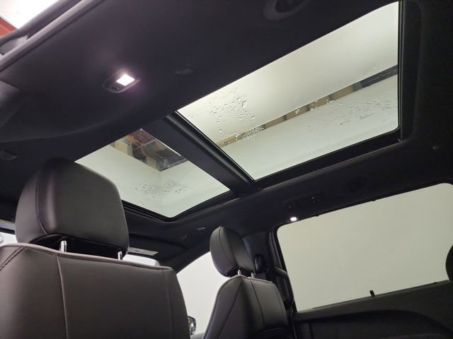 New 2026 Chrysler Pacifica Limited w/ S Appearance Package image 17