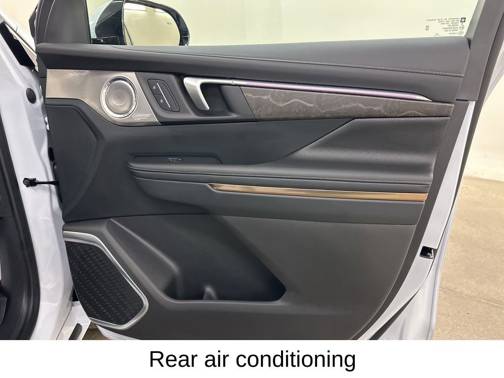 Used 2026 Buick Enclave Avenir w/ Super Cruise Package image 20