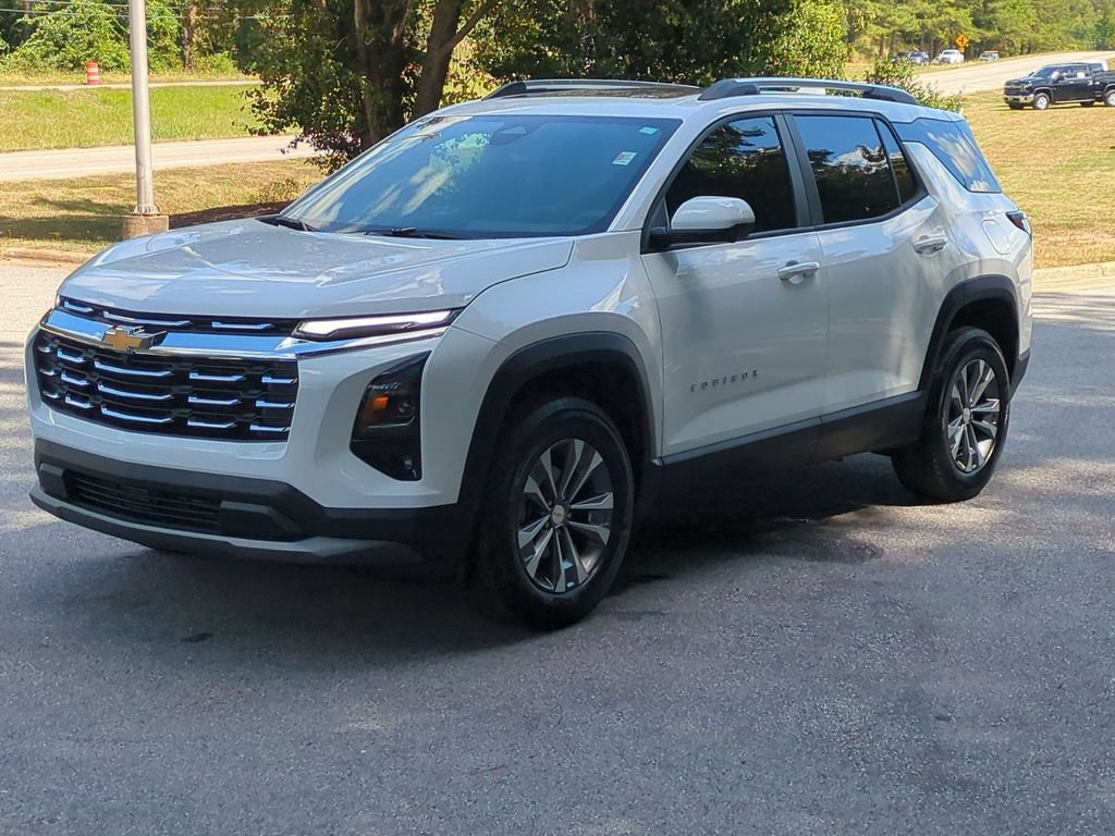 New 2026 Chevrolet Equinox LT w/ Safety and Technology Package FWD image 8