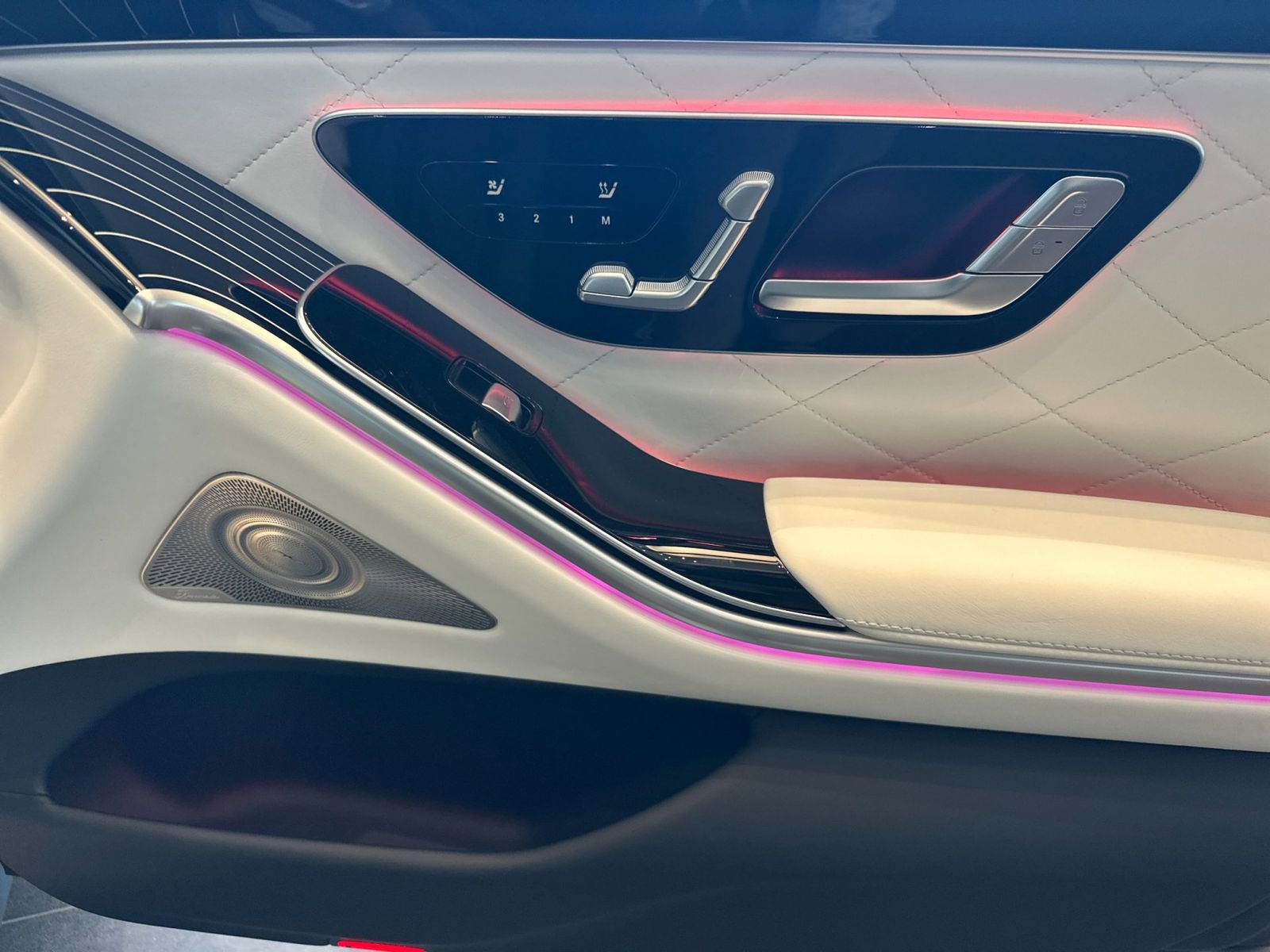 New 2026 Mercedes-Benz S 580 4MATIC Sedan image 18